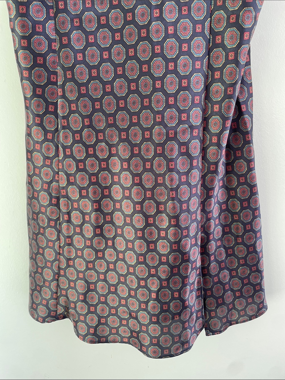 Vtg Victorias Secret 2001 Sun Dial Geometric Print Slip Dress in Deep Burgundy S - Picture 6 of 8